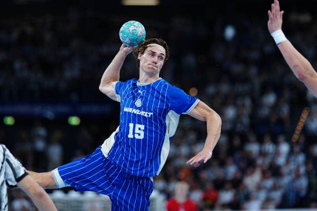 Wurf Tor Miro Schluroff (VfL Gummersbach, 15) GER, THW Kiel vs. VfL Gummersbach, Handball, 1. Bundesliga, Spieltag 7, Saison 2026 2027, 03.10.2026 GER, THW Kiel vs. VfL Gummersbach, Handball, 1. Bundesliga, Spieltag 7, Saison 2026 2027, 03.10.2026 Kiel Copyright: xEibner-Pressefoto MarcelxvonxFehrnx EP_MFN