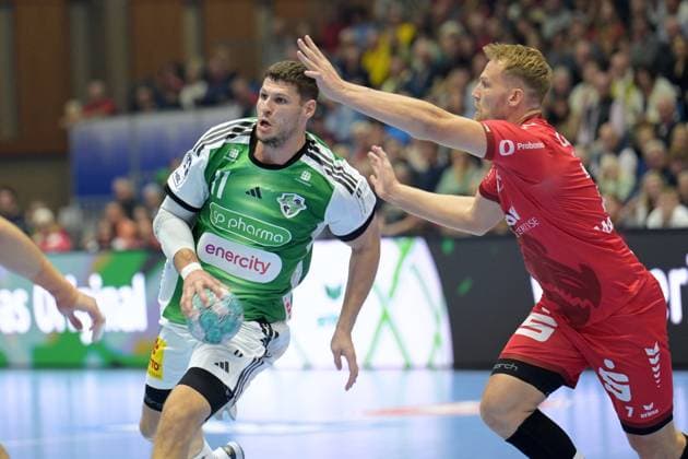 Sebastian Heymann (TSV Hannover-Burgdorf 11) (am Ball), David Mandic (MT Melsungen 7) (R) , GER, MT Melsungen - TSV Hannover-Burgdorf, Handball, 1. Bundesliga, 7. Spieltag, Saison 2026 2027, 03.10.2026, GER, MT Melsungen - Hannover-Burgdorf, Handball, 1. Bundesliga, 7. Spieltag, Saison 2026 2027, 03.10.2026 Kassel Copyright: xEibner-Pressefotox xRolandxSippelx EP_RSL