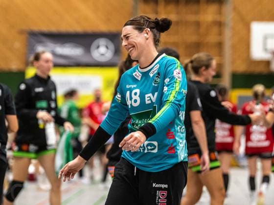 Natalia Krupa (Frisch Auf Frauen, 48) ist bester Laune, SG Nürtingen-Zizishausen vs. Frisch Auf Goeppingen, Handball, DHB-Pokal, Spielzeit 2026 2027, 03.10.2026 SG Nürtingen-Zizishausen vs. Frisch Auf Goeppingen, Handball, DHB-Pokal, Spielzeit 2026 2027, 03.10.2026 Nuertingen Copyright: xMichaelxSchmidt Eibner-Pressefotx EP_MST