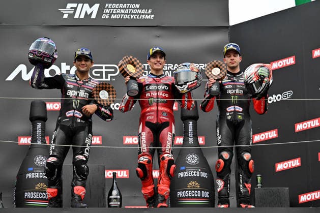 MOTO - MOTO GP - GRAND PRIX OF JAPAN 2026 MARQUEZ Marc (spa), Ducati Lenovo Team, Ducati Desmosedici GP26, podium, portrait with MARTIN Jorge (spa), Aprilia Racing, Aprilia RS-GP26 and BEZZECCHI Marco (ita), Aprilia Racing, Aprilia RS-GP26 during the 2026 MotoGP Motul Grand Prix of Japan on the Twin Ring Motegi Circuit from October 2 to 4th, At Motegi, Japan - MotegiJapan Copyright: xGIGIxSOLDANOx