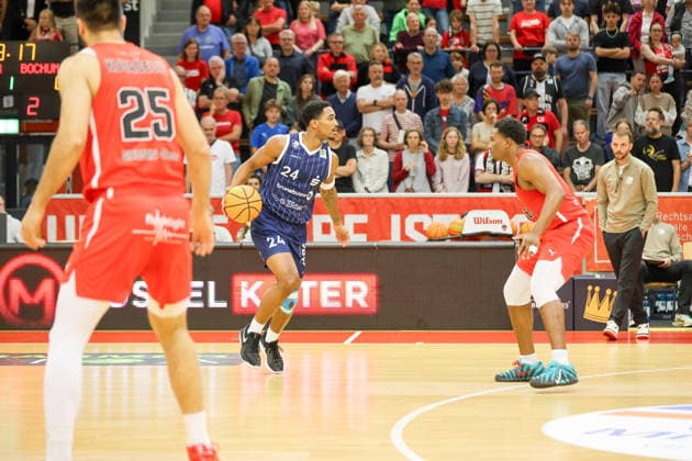 GER, GIESSEN 46ers vs. VfL SparkassenStars Bochum, Basketball, ProA, 3. Spieltag, Spielzeit 2026 2027, 04.10.2026,JaMonta Black (VfL SparkassenStars Bochum) GER, GIESSEN 46ers vs. VfL SparkassenStars Bochum, Basketball, ProA, 3. Spieltag, Spielzeit 2026 2027, 04.10.2026 GIESSEN 46ers Copyright: xEibner-Pressefoto JavadxMohammadpourx EP_JMR
