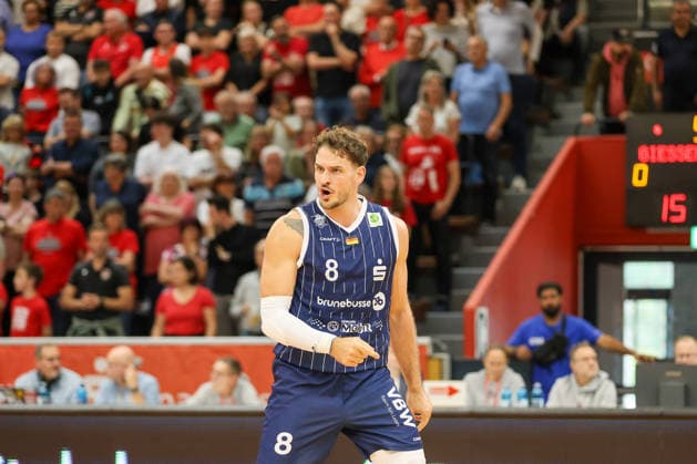 GER, GIESSEN 46ers vs. VfL SparkassenStars Bochum, Basketball, ProA, 3. Spieltag, Spielzeit 2026 2027, 04.10.2026,Kilian Dietz (VfL SparkassenStars Bochum) GER, GIESSEN 46ers vs. VfL SparkassenStars Bochum, Basketball, ProA, 3. Spieltag, Spielzeit 2026 2027, 04.10.2026 GIESSEN 46ers Copyright: xEibner-Pressefoto JavadxMohammadpourx EP_JMR
