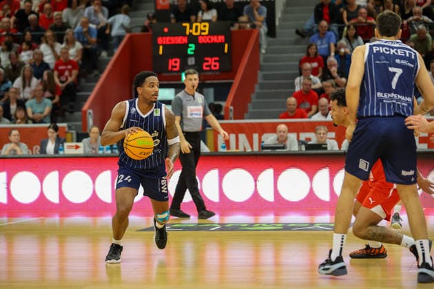 GER, GIESSEN 46ers vs. VfL SparkassenStars Bochum, Basketball, ProA, 3. Spieltag, Spielzeit 2026 2027, 04.10.2026,JaMonta Black (VfL SparkassenStars Bochum) GER, GIESSEN 46ers vs. VfL SparkassenStars Bochum, Basketball, ProA, 3. Spieltag, Spielzeit 2026 2027, 04.10.2026 GIESSEN 46ers Copyright: xEibner-Pressefoto JavadxMohammadpourx EP_JMR