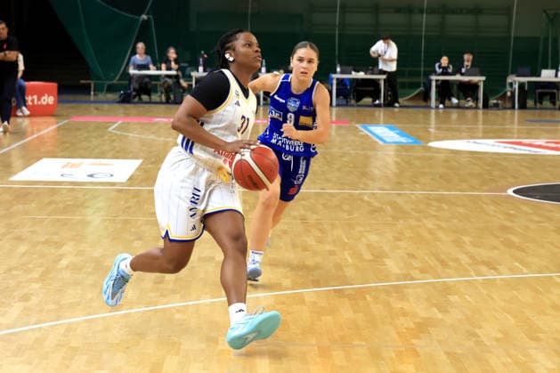 04.10.2026, Deutschland, GER, DEU, Basketball, DBBL,1.Bundesliga, 1.Tag, Saison 2026 2027, Berlin, ALBA Berlin vs Marburg Oceane Monpierre ( ALBA Berlin 31 ), Marianna Byvatov ( BC Marburg 9 ) nordphoto GmbH Engler Berlin Soemmeringhalle Berlin Deutschland Copyright: xNordphotox xEnglerx