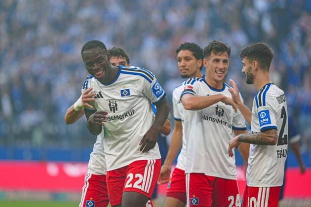 Torjubel Hamburger SV nach Tor zum 1:0 Kofi Amoako (Hamburger SV, 22) GER, Hamburger SV vs. FC Kopenhagen, Fußball, Testspiel, Saison 2026 2027, 04.10.2026 GER, Hamburger SV vs. FC Kopenhagen, Fußball, Testspiel, Saison 2026 2027, 04.10.2026 Hamburg Copyright: xEibner-Pressefoto MarcelxvonxFehrnx EP_MFN