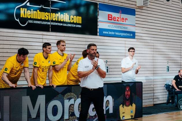 Igor Perovic (Kreisbau Kirchheim Knights, Headcoach) GER, Kreisbau Kirchheim Knights vs. Medikamente per Klick Bayreuth, Barmer 2. Basketball Bundesliga, 3. Spieltag, Saison 2026 2027, 04.10.2026 GER, Kreisbau Kirchheim Knights vs. Medikamente per Klick Bayreuth, Barmer 2. Basketball Bundesliga, 3. Spieltag, Saison 2026 2027, 04.10.2026 Kirchheim u. Teck Copyright: xEibner-Pressefoto NinaxSanderx EP_NSR
