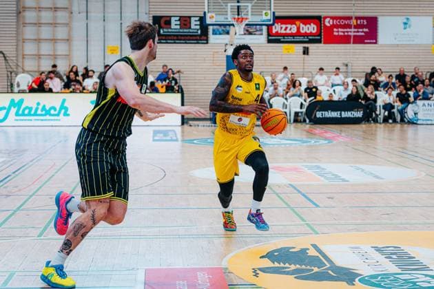 Desmond Watson (Kreisbau Kirchheim Knights, 04) GER, Kreisbau Kirchheim Knights vs. Medikamente per Klick Bayreuth, Barmer 2. Basketball Bundesliga, 3. Spieltag, Saison 2026 2027, 04.10.2026 GER, Kreisbau Kirchheim Knights vs. Medikamente per Klick Bayreuth, Barmer 2. Basketball Bundesliga, 3. Spieltag, Saison 2026 2027, 04.10.2026 Kirchheim u. Teck Copyright: xEibner-Pressefoto NinaxSanderx EP_NSR