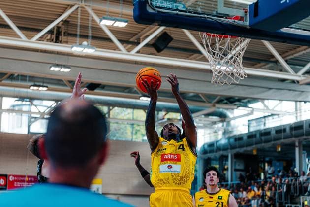 Desmond Watson (Kreisbau Kirchheim Knights, 04) GER, Kreisbau Kirchheim Knights vs. Medikamente per Klick Bayreuth, Barmer 2. Basketball Bundesliga, 3. Spieltag, Saison 2026 2027, 04.10.2026 GER, Kreisbau Kirchheim Knights vs. Medikamente per Klick Bayreuth, Barmer 2. Basketball Bundesliga, 3. Spieltag, Saison 2026 2027, 04.10.2026 Kirchheim u. Teck Copyright: xEibner-Pressefoto NinaxSanderx EP_NSR