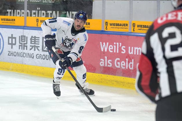 Brendan O Donnell (EC Kassel Huskies, 91) am Puck Bietigheim Steelers vs. EC Kassel Huskies, Eishockey, DEL 2, 06.Hauptrundenspiel, Saison 2026 2027, 04.10.2026 Bietigheim Steelers vs. EC Kassel Huskies, Eishockey, DEL 2, 06.Hauptrundenspiel, Saison 2026 2027, 04.10.2026 Bietigheim Copyright: xEibner-Pressefotox EP_TBR