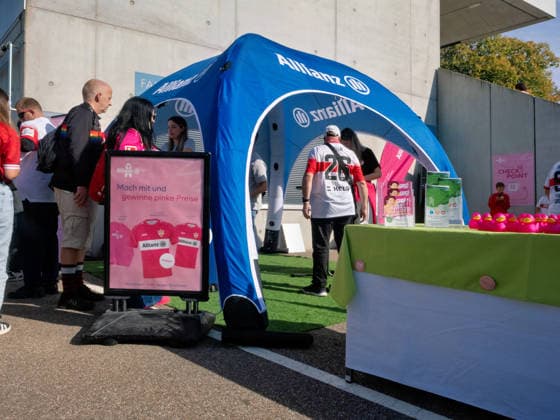 Motto Pinktober Gemeinsam gegen Brustkrebs, Infostand GER, Fussball, VfB Stuttgart vs. 1. FC Union Berlin, Google Pixel Frauen-Bundesliga, 6 Spieltag, Stuttgart, Saison 2026 2027, 04.10.2026 GER, Fussball, VfB Stuttgart vs. 1. FC Union Berlin, Google Pixel Frauen-Bundesliga, 6. Spieltag, Stuttgart, Saison 2026 2027, 04.10.2026 Stuttgart Copyright: xCarstenxSchweringx EP_CSG