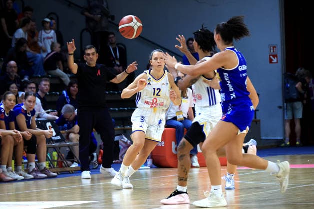 04.10.2026, Deutschland, GER, DEU, Basketball, DBBL,1.Bundesliga, 1.Tag, Saison 2026 2027, Berlin, ALBA Berlin vs Marburg Lena Gohlisch ( ALBA Berlin 12 ) nordphoto GmbH Engler Berlin Soemmeringhalle Berlin Deutschland Copyright: xNordphotox xEnglerx