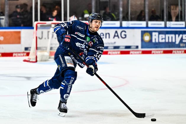 Peter Spornberger (Iserlohn Roosters, 50), GER, Iserlohn Roosters vs. Krefeld Pinguine, Eishockey, Penny-DEL, 06. Spieltag, Spielzeit 2026 2027, 04.10.2026, GER, Iserlohn Roosters vs. Krefeld Pinguine, Eishockey, Penny-DEL, 06. Spieltag, Spielzeit 2026 2027, 04.10.2026 Iserlohn Copyright: xJonasxBrockmann Eibner-Pressefotox EP_JBN