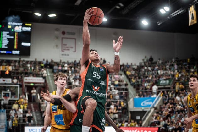 Eli Brooks (VET-CONCEPT Gladiators Trier, 55) GER, MHP Riesen Ludwigsburg vs. VET-CONCEPT Gladiators Trier, Basketball Bundesliga, easycredit BBL, 4. Spieltag, Spielzeit 2026 2027, 04.10.2026 GER, MHP Riesen Ludwigsburg vs. VET-CONCEPT Gladiators Trier, Basketball Bundesliga, easycredit BBL, 4. Spieltag, Spielzeit 2026 2027, 04.10.2026 Ludwigsburg Copyright: xSandyxDinkelackerx EP_SDR