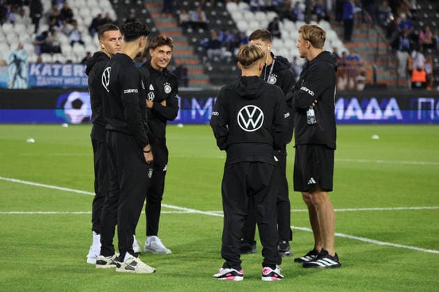 04.10.2026, Fussball, Herren, UEFA Nations League 2027, Griechenland - Deutschland, Tom Bischof (Deutschland), Said El Mala (Deutschland), Aleksandar Pavlovic (Deutschland), Tom Bischof (Deutschland), Lennart Karl (Deutschland), Finn Jeltsch (Deutschland) Thessaloniki Toumba Stadium Thessaloniki Griechenland (GRE) Copyright: xSebastianxBachx