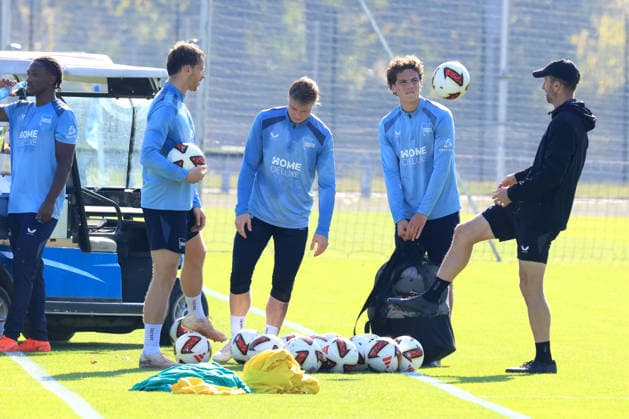 05.10.2026, DEU GER, Fussball , 2.Fussballbundesliga, Saison 2026 2027, Sportforum, Hertha BSC, Training Co-Trainer Andreas Schumacher ( Hertha BSC Berlin ), Pascal Klemens ( Hertha BSC Berlin 41 ), Julian Eitschberger ( Hertha BSC Berlin 2 ), Soufian Gouram ( Hertha BSC Berlin 33 ) 2. Liga: DFB DFL regulations prohibit any use of photographs as image sequences and or quasi-video) nordphoto GmbH Engler Berlin Sportforum Berlin Deutschland Copyright: xNordphotox xEnglerx