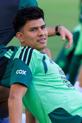 October 5, 2026, Los Angeles, California, USA: Jesus Gallardo 23 of Mexico during practice on Monday, October 5, 2026 at BMO Stadium in Los Angeles, California in preparation for an International Friendly, Länderspiel, Nationalmannschaft match against Chile on Tuesday October 6, 2026 at the Los Angeles Memorial Coliseum. ARIANA RUIZ PI Los Angeles USA - ZUMAp124 20261005_zaa_p124_022 Copyright: xArianaxRuizx
