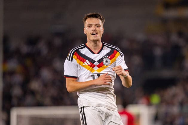 Dzenan Pejcinovic (Deutschland U21, U 21 11) jubelt ueber das Tor zum 2:0 GER, Deutschland (GER) vs. Georgien (GEO), Fussball, UEFA U21 EM-Qualifikation, Gruppe F, 13. Spieltag, Spielzeit 2026 2027, 06.10.2026 GER, Deutschland (GER) vs. Georgien (GEO), Fussball, UEFA U21 EM-Qualifikation, Gruppe F, 13. Spieltag, Spielzeit 2026 2027, 06.10.2026 Bielefeld Copyright: xEibner-Pressefoto JanxRollingerx EP_JSK