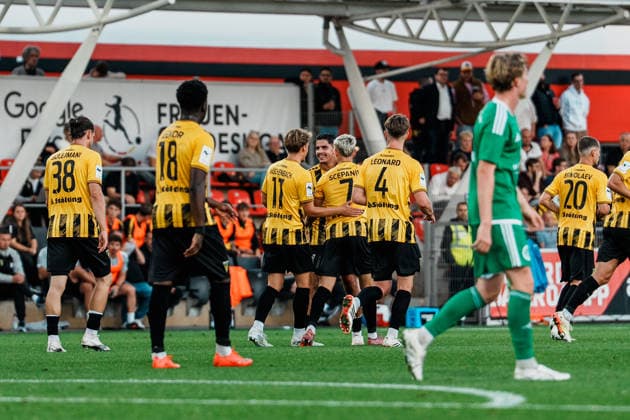 Jubel, Tor, Freude, feiern, Spass, Emotionen, Torschütze Fabio Torsiello (Alemannia Aachen, 17) zum 2 zu 0, Deutschland, Fußball, Herren - Mittelrheinpokal (FVM) Saison 2026 2027, 2. Runde: SV Grün - Weiß Brauweiler vs TSV Alemannia Aachen (Ulrich - Haberland - Stadion, Leverkusen) Copyright: xThiemoxRudolphx