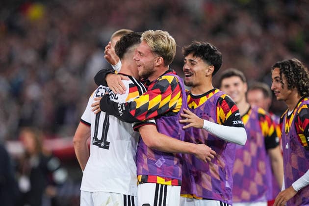 06.10.2026, xydrx, Herren, Fußball, Länderspiel, U21, U 21 EM-Qualifikation, Deutchland - Georgien, Saison 2026 2027, Schüco Arena: Torjubel nach dem Tor zum 2:0 für Deutschland durch Torschütze Dzenan Pejcinovic (GER, 11) zusammen mit Leandro Morgalla (GER, 6) DFB regulations prohibit any use of photographs as image sequences and or quasi-video. Copyright: HMBxMedia YannisxDreimann