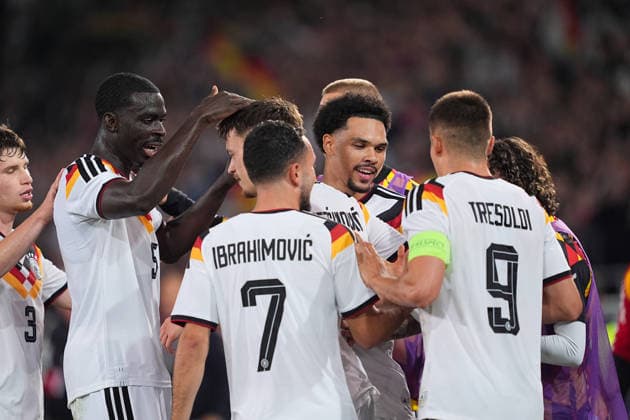 06.10.2026, xydrx, Herren, Fußball, Länderspiel, U21, U 21 EM-Qualifikation, Deutchland - Georgien, Saison 2026 2027, Schüco Arena: Torjubel nach dem Tor zum 2:0 für Deutschland durch Torschütze Dzenan Pejcinovic (GER, 11) zusammen mit Nicolo Tresoldi (GER, 9) und Arijon Ibrahimovic (GER, 7) und Joshua Quarshie (GER, 5) DFB regulations prohibit any use of photographs as image sequences and or quasi-video. Copyright: HMBxMedia YannisxDreimann