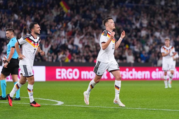 06.10.2026, xydrx, Herren, Fußball, Länderspiel, U21, U 21 EM-Qualifikation, Deutchland - Georgien, Saison 2026 2027, Schüco Arena: Torjubel nach dem Tor zum 2:0 für Deutschland durch Torschütze Dzenan Pejcinovic (GER, 11) zusammen mit Arijon Ibrahimovic (GER, 7) DFB regulations prohibit any use of photographs as image sequences and or quasi-video. Copyright: HMBxMedia YannisxDreimann