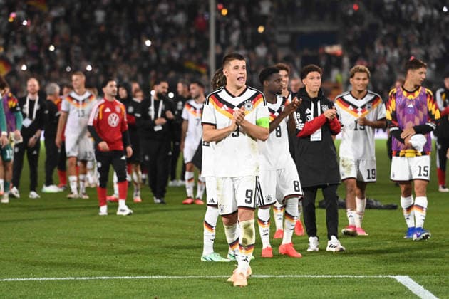 Schlussjubel, Jubel, jubeln, Freude, cheers, Deutschland, vorne Nicolo TRESOLDI (GER) Fussball Laenderspiel, U21, U 21 EM-Qualifikation, Deutschland - Georgien 2-0 am 06.10.2026, Schueco-Arena Bielefeld, Â
