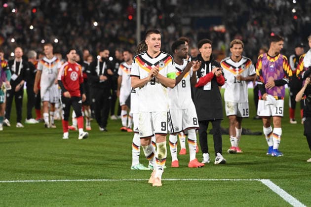 Schlussjubel, Jubel, jubeln, Freude, cheers, Deutschland, vorne Nicolo TRESOLDI (GER) Fussball Laenderspiel, U21, U 21 EM-Qualifikation, Deutschland - Georgien 2-0 am 06.10.2026, Schueco-Arena Bielefeld, Â