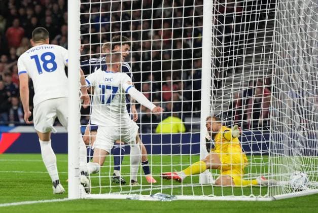 Ryan Christie of Scotland scores to give Scotland a 1-0 lead. Scotland v Slovenia, Football, UEFA Nation s League, Group B1, Hampden Park, Glasgow, UK, Hampden Park, Glasgow, Scotland, Scotland, UK - 06 Oct 2026Glasgow Hampden Park Scotland United Kingdom Copyright: xStuartxWallace Shutterstockx 17189021m
