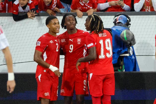 Torjubel Schweiz beim 2:0 durch Johan Manzambi (Schweiz, 09), Freude, Begeisterung, positive Emotionen, Torerfolg , Schweiz, UEFA , Nations League, Matchday 4, Schweiz vs. Nordmazedonien, 06.10.2026, Luzern Swissporarena Schweiz Copyright: xGrantxHubbsx