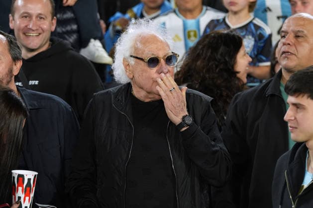Messi bade farewell to Argentina in the friendly match against Benin BUENOS AIRES, ARGENTINA - OCTOBER 6: Guillermo Coppola, Maradona’s former representative is seen as Argentine football legend and national team, Nationalteam captain Lionel Messi goodbye to the crowd during his farewell match in front of over 80,000 spectators at the Monumental Stadium, in Buenos Aires, Argentina on October 6, 2026. Argentine football star Lionel Messi played his final international match, Länderspiel, Nationalmannschaft in the friendly game between Argentina and Benin. The 39-year-old walk onto the stadium pitch for the final time in the sky-blue and white jersey, entering his farewell as Argentina s record appearance-maker and leading scorer with 207 caps and 125 goals. Luciano Gonzalez Anadolu Buenos Aires Argentina. Editorial use only. Please get in touch for any other usage. Copyright: x2026xAnadoluxLucianoxGonzalezx