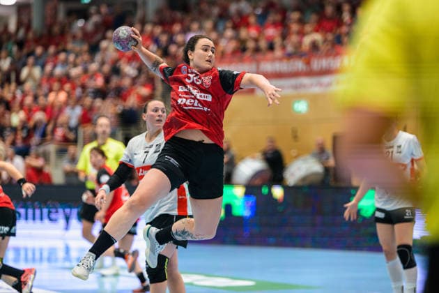 Marcela Arounian (Thueringer HC, 36), Diana Doegg Magnusdottir (HSG Blomberg-Lippe, 07) GER, Thueringer HC gegen HSG Blomberg-Lippe, Handball, Alsco Handball Bundesliga Frauen, Saison 2026 2027, 5. Spieltag, Sonntag, 19.30 Uhr, 07.10.2026 GER, Thueringer HC gegen HSG Blomberg-Lippe, Handball, Alsco Handball Bundesliga Frauen, Saison 2026 2027, 5. Spieltag, Sonntag, 19.30 Uhr, 07.10.2026 Bad Langensalza Copyright: xMartinxHerbstx