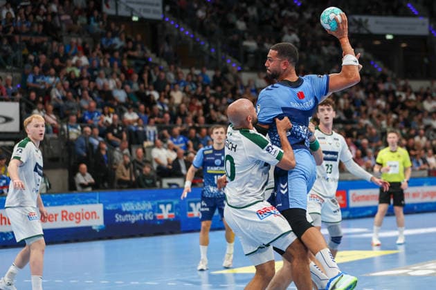 Philipp Ahouansou (TVB Stuttgart, 5) GER, TVB Stuttgart vs. HSG Wetzlar, Handball, Opel Handball-Bundesliga, 8. Spieltag, Spielzeit 2026 2027, 08.10.2026 GER, TVB Stuttgart vs. HSG Wetzlar, Handball, Opel Handball-Bundesliga, 8. Spieltag, Spielzeit 2026 2027, 08.10.2026 Stuttgart Copyright: xEibner-Pressefoto SoerenxHerwegx EP_SHG