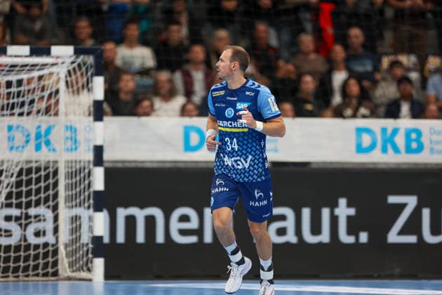 Kai Haefner (TVB Stuttgart, 34) GER, TVB Stuttgart vs. HSG Wetzlar, Handball, Opel Handball-Bundesliga, 8. Spieltag, Spielzeit 2026 2027, 08.10.2026 GER, TVB Stuttgart vs. HSG Wetzlar, Handball, Opel Handball-Bundesliga, 8. Spieltag, Spielzeit 2026 2027, 08.10.2026 Stuttgart Copyright: xEibner-Pressefoto SoerenxHerwegx EP_SHG