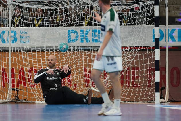 Bart Ravensbergen (HSG Wetzlar, 1) schaut enttäuscht nach einem Tor GER, TVB Stuttgart vs. HSG Wetzlar, Handball, Opel Handball-Bundesliga, 8. Spieltag, Spielzeit 2026 2027, 08.10.2026 GER, TVB Stuttgart vs. HSG Wetzlar, Handball, Opel Handball-Bundesliga, 8. Spieltag, Spielzeit 2026 2027, 08.10.2026 Stuttgart Copyright: xEibner-Pressefoto SoerenxHerwegx EP_SHG