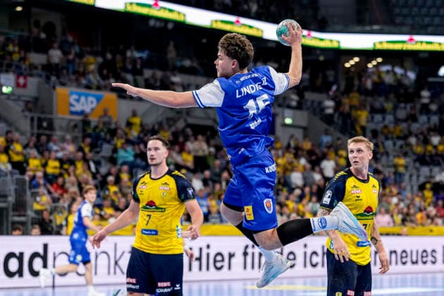 David More (ThSV, 15), beim Sprungwurf, Wurf, Torwurf, Action, Aktion, Spielszene, 08.10.2026, Mannheim (Deutschland), Handball, Bundesliga, Rhein-Neckar Löwen - ThSV Eisenach