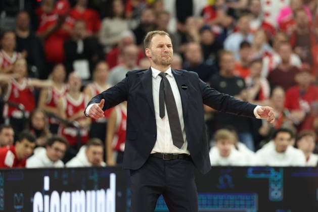 Anton Gavel (FC Bayern Basketball, Chef-Trainer) aergert sich, Emotionen, Mimik, Gesten, gestikuliert, GER, FC Bayern Basketball vs. Virtus Bologna, Basketball, Euroleague, 4. Spieltag, Saison 2026 2027, 08.10.2026, GER, FC Bayern Basketball vs. Virtus Bologna, Basketball, Euroleague, 4. Spieltag, Saison 2026 2027, 08.10.2026 Muenchen Copyright: xEibner-Pressefoto JennixMaulx EP_JML