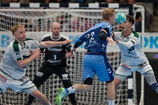 Torben Matzken (TVB Stuttgart, 22) verliert den Ball GER, TVB Stuttgart vs. HSG Wetzlar, Handball, Opel Handball-Bundesliga, 8. Spieltag, Spielzeit 2026 2027, 08.10.2026 GER, TVB Stuttgart vs. HSG Wetzlar, Handball, Opel Handball-Bundesliga, 8. Spieltag, Spielzeit 2026 2027, 08.10.2026 Stuttgart Copyright: xEibner-Pressefoto SoerenxHerwegx EP_SHG