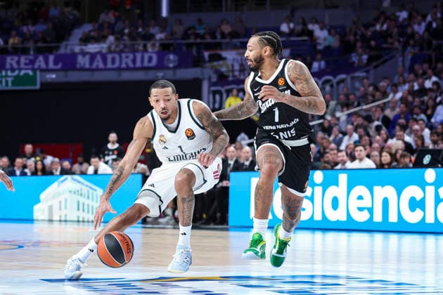 October 8, 2026, Madrid, Madrid, Spain: Nick Smith Jr. of Real Madrid and Carlik Jones of Partizan Mozzart Bet Belgrade in action during the Euroleague Basketball Regular Season Round 4 game between Real Madrid v Partizan Mozzart Bet Belgrade at Movistar Arena on October 08, 2026 in Madrid, Spain. Real Madrid V Partizan Mozzart Bet Belgrade - Euroleague 2025 2026 - ZUMAa181 20261008_zaa_a181_239 Copyright: xIrinaxR.xHipolitox