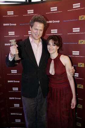 Preisträger Florian Henckel von Donnersmarck (GER Regisseur) und Schauspielerin Martina Gedeck (GER) anlässlich der Verleihung des Bernhard-Wicki-Preises 2006 - Die Brücke - im Rahmen des Filmfestes in München