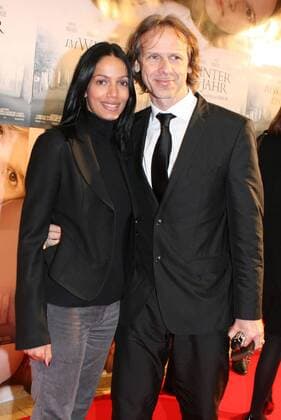 Filmpremiere von Im Winter ein Jahr im Mathäser Kino in München Fred Kogel mit Freundin Rhea Geisler