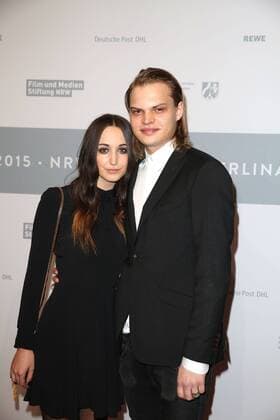 Wilson Gonzalez Ochsenknecht und seine Freundin Lorraine beim NRW Empfang im Rahmen der 65. Berlinale am 08.02.2015 in Berlin 65. Berlinale 2015, NRWd Empfang