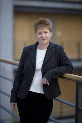 Petra Pau DEU, Deutschland, Germany, Berlin, 23.04.2015 Petra Pau, MdB, Vizepraesidentin des Deutschen Bundestages. Interview zum Untersuchungsausschusses des Deutschen Bundestages zur Terrorgruppe nationalsozialistischer Untergrund, NSU, in Berlin. Petra Pau, Die Linke, member of the Bundestag commission investigating the NSU murder series and member of the Linkspartei, Die Linke