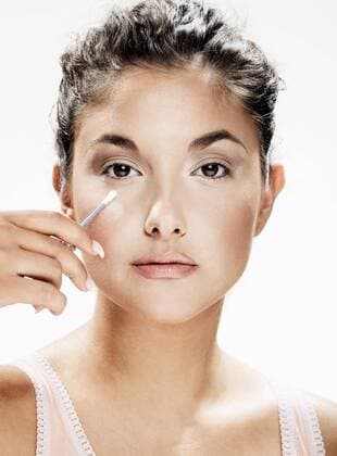 Young woman s beauty portrait Copyright: