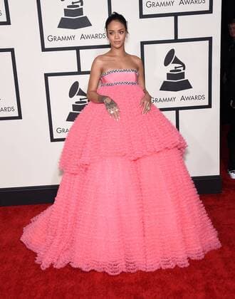 Feb. 8, 2015 - Los Angeles, California, U.S. - Rihanna arrives for the 57th Annual Grammy Awards at Staples Center. - ZUMAo05