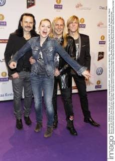 Anna Loos mit der Band Silly - Verleihuing des ECHO 2012 in der Hallen der Messe Berlin am 22.03.2012. Echo 2012