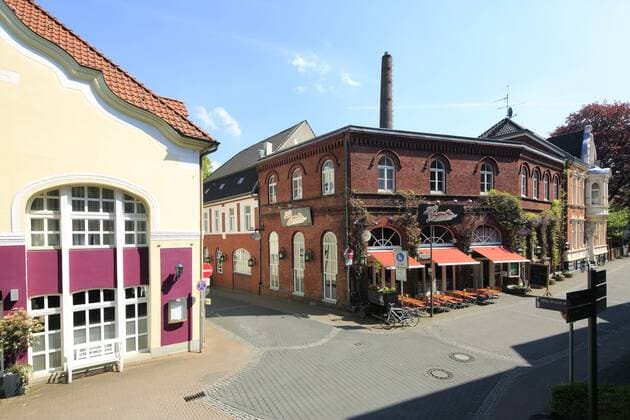 Bierbrauerei und Gaststaette Subergs bei Boente in Recklinghausen, Ruhrgebiet, Nordrhein-Westfalen D-Recklinghausen, Ruhrgebiet, Westfalen, Nordrhein-Westfalen, NRW, Subergs bei Boente, Bierbrauerei, Gasthof, Restaurant, D-Recklinghausen, Ruhr area, Westphalia, North Rhine-Westphalia, NRW, Subergs bei Boente, brewery, tavern, restaurant