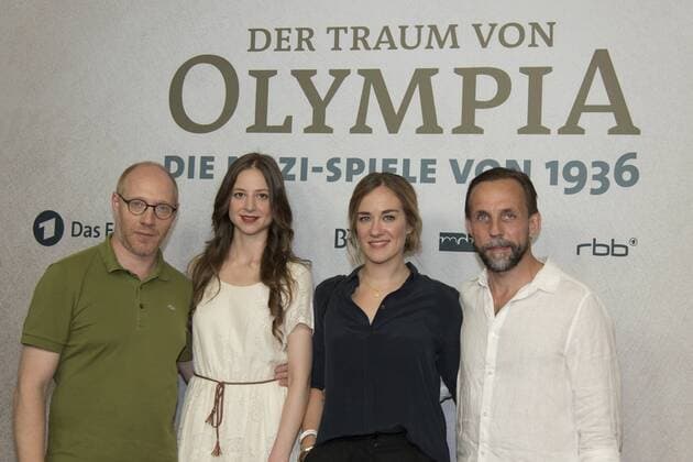 11.07.2016, xbpx, Berlin, Zeughauskino, Premiere, Der Traum von Olympia - Die Nazi-Spiele von 1936 , v.l. Simon Schwarz, Sandra von Ruffin, Annina Hellenthal, Gotthard Lange, Copyright: Koch Eibner-Pressefoto EP_UKH