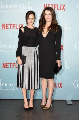 Alexis Bledel und Lauren Graham beim Fan Event zur Netflix Miniserie Gilmore Girls: Ein neues Jahr Gilmore Girls: A Year in the Life im Admiralspalast. Berlin, 10.11.2016 Foto:xF.xKernx xFuturexImage