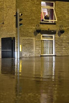 . 21 11 2016. Manchester, United Kingdom. Manchester Floods. xAnthonyxDevlinx xi-Imagesx IIM-13855-0010