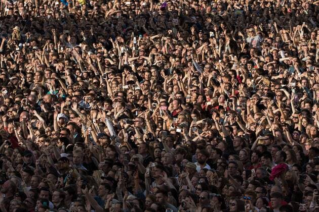 June 4, 2017 - Manchester, Greater Manchester, UK - Manchester , UK . The audience . The One Love Manchester benefit concert for victims of the Manchester Arena terrorist attack , at the Emirates Old Trafford Cricket Stadium . Ariana Grande, Justin Bieber, Coldplay, Katy Perry, Miley Cyrus, Pharrell Williams, Usher, Take That, Robbie Williams, Black Eyed Peas and Niall Horan are amongst the performers. Manchester UK - ZUMAl94_ 20170604_zaf_l94_230 Copyright: xJoelxGoodmanx